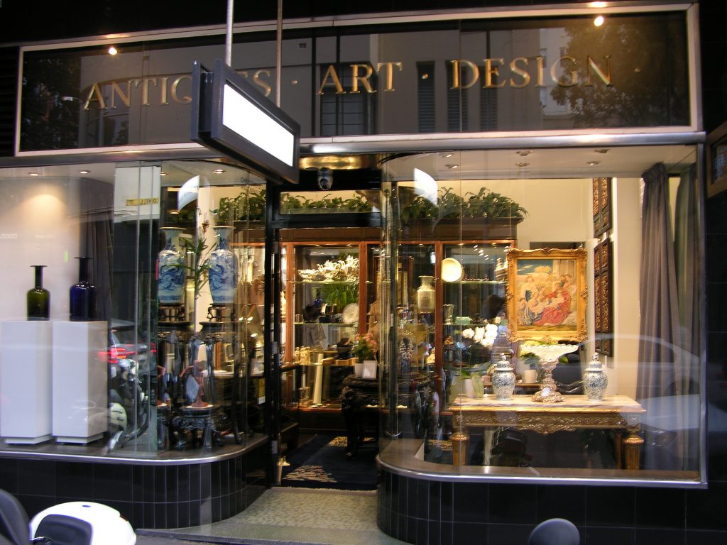 Antiques Art Design | Richardson & Wrench Elizabeth Bay/Potts Point