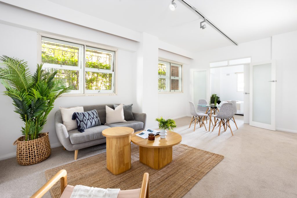 MID-CENTURY MODERN MAKES A COME BACK
