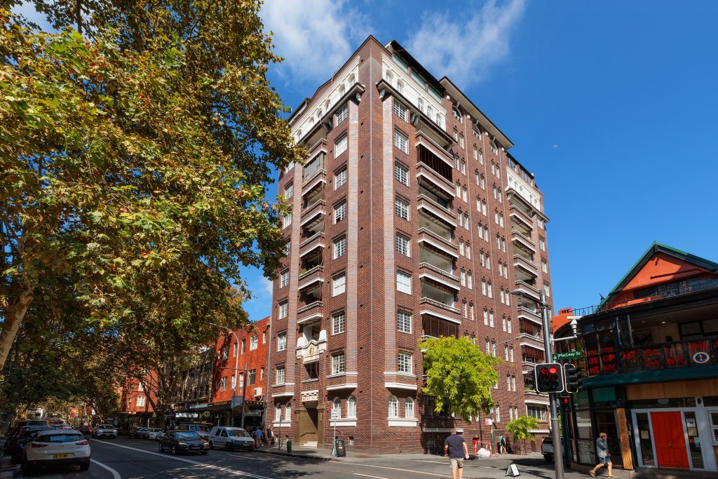 APARTMENT 18, BYRON HALL, 97-99 MACLEAY STREET, POTTS POINT