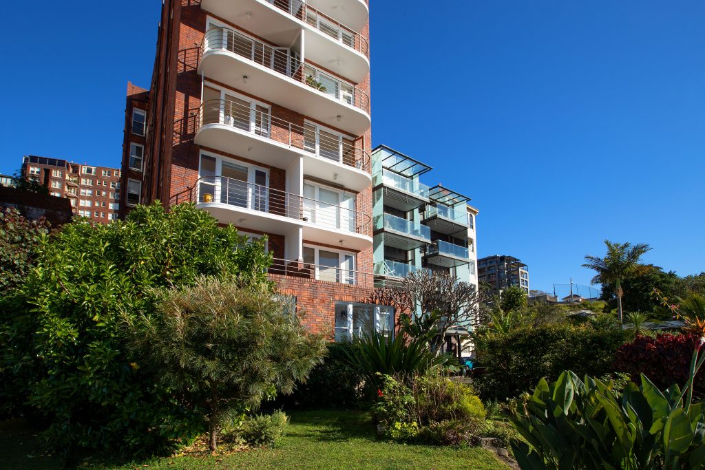 EDGEWATER