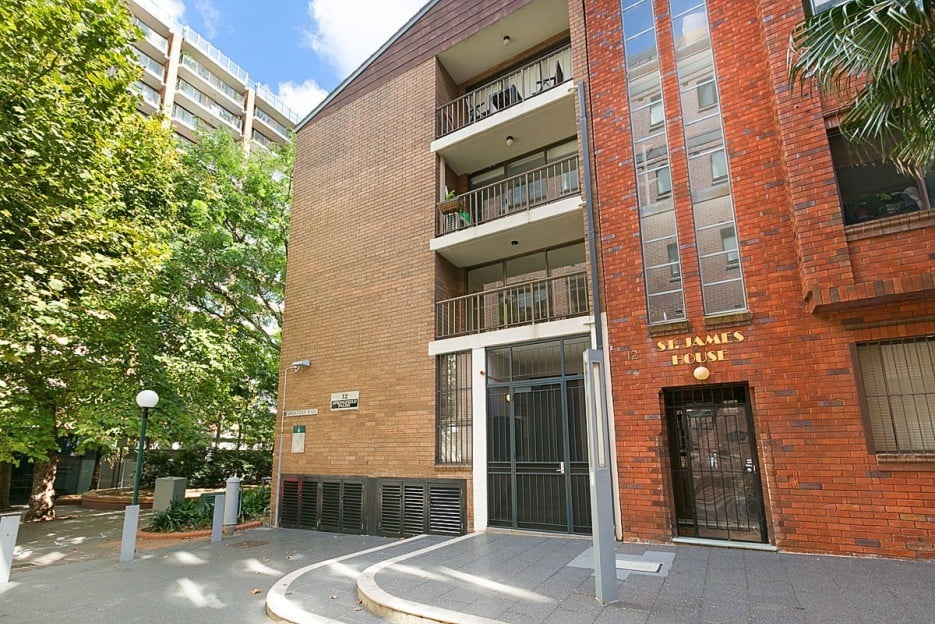 ST JAMES HOUSE