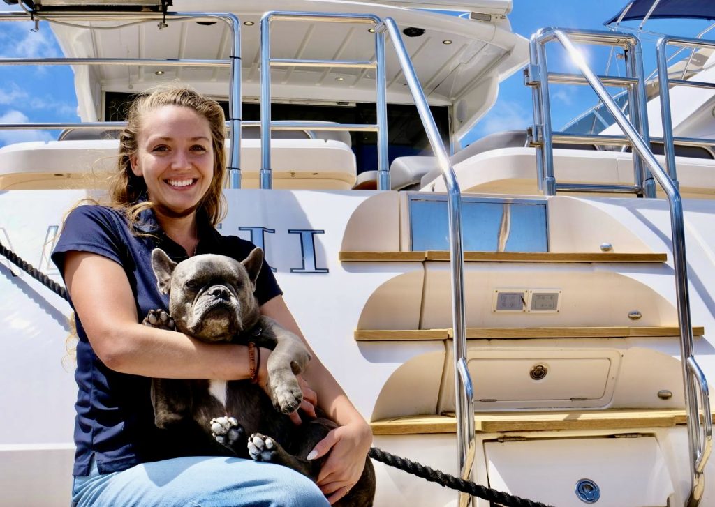 MV Archie & Co. – A Luxury Boating Option On Sparkling Elizabeth Bay