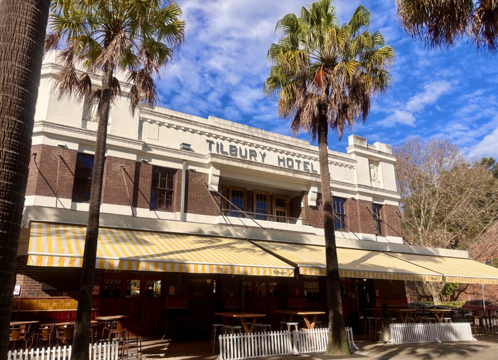 Woolloomooloo – Harbourside Pubs Perfect for a Winter Tipple